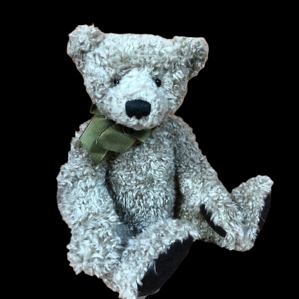 Macintosh Bear by Russ